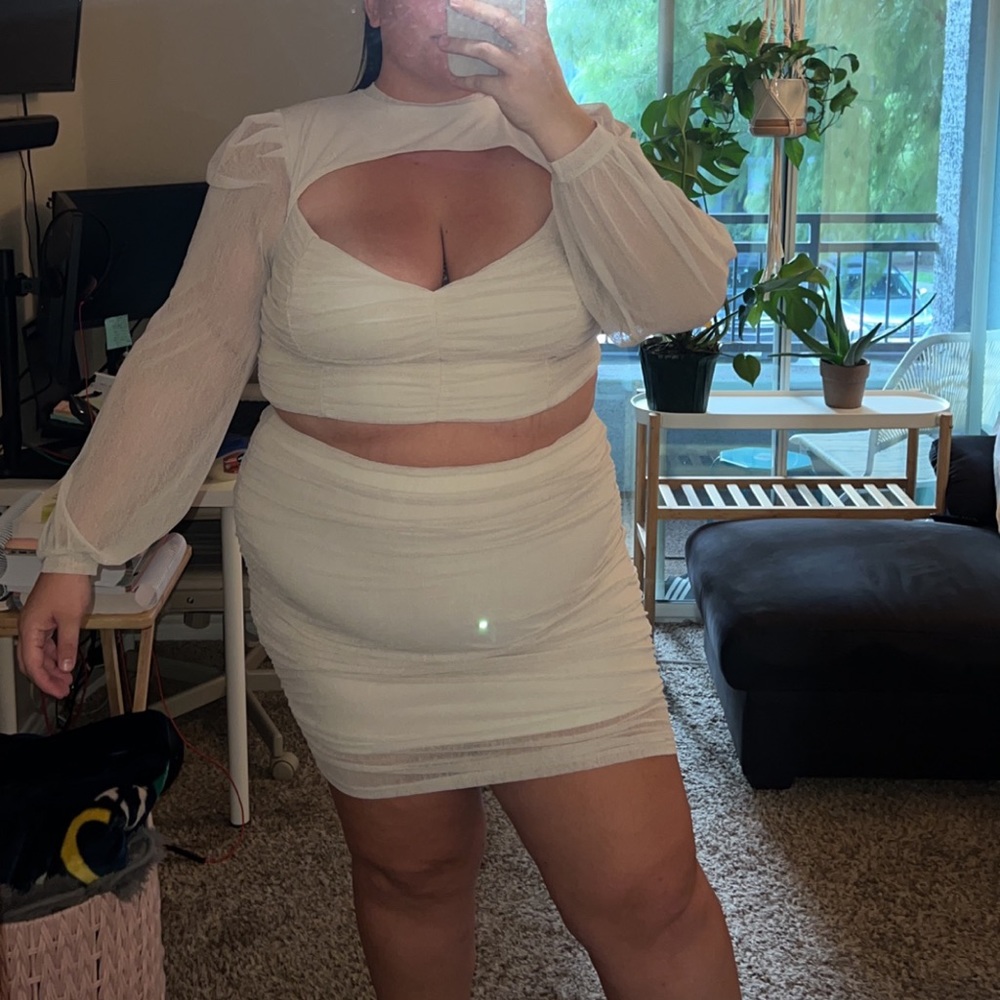 Cream two piece set!🥰